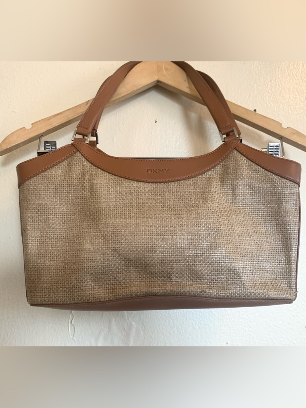 DKNY Vintage 100% Natural Madagascar Raffia/ Leather Handbag- Tan/Brn-Med-READ!!